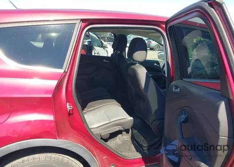 2015 Ford Escape Se z USA, uszkodzony, nr VIN 1FMCU9GX5FUC73022